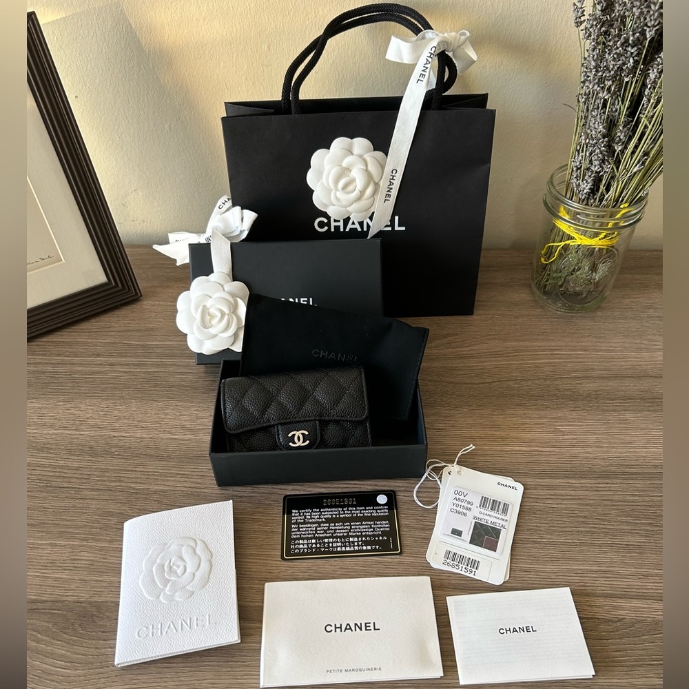 🔥 CHANEL Classic Flap Card Holder Black Caviar Leather Silver Metal‼️SOLD OUT‼️ - Picture 3 of 16